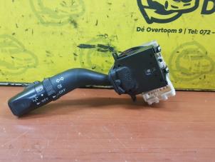 Gebruikte Pinker Schakelaar Mazda 6 Sportbreak (GY19/89) 2.0 CiDT 16V Prijs € 20,00 Margeregeling aangeboden door de Nollen autorecycling