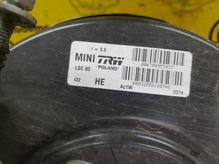Rembekrachtiger van een MINI Mini (R56) 1.6 One D 16V 2010