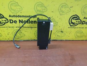 Gebruikte Bluetooth module Peugeot RCZ (4J) 1.6 16V THP Prijs € 30,00 Margeregeling aangeboden door de Nollen autorecycling