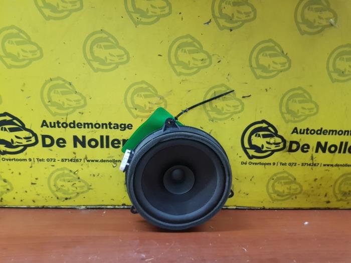 Luidspreker van een Ford Ranger 2.2 TDCi 16V 150 4x4 2014