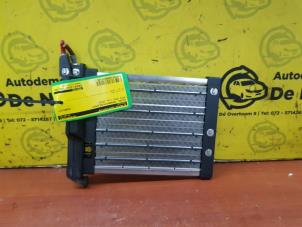 Gebruikte Element Kachelverwarming Mini Mini (R56) 1.6 One D 16V Prijs € 39,99 Margeregeling aangeboden door de Nollen autorecycling