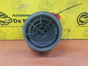 Gebruikte Luidspreker Audi Q3 (8UB/8UG) 2.0 16V TFSI 170 Quattro Prijs € 29,99 Margeregeling aangeboden door de Nollen autorecycling