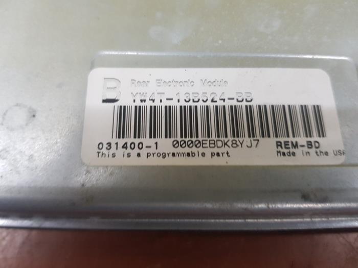 Bodycontrol Module van een Jaguar S-type (X200) 3.0 V6 24V 2001
