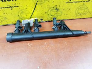 Gebruikte Injector (benzine injectie) Peugeot 208 I (CA/CC/CK/CL) 1.0 Vti 12V PureTech Prijs € 60,00 Margeregeling aangeboden door de Nollen autorecycling