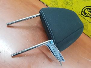 Gebruikte Hoofdsteun Nissan Note (E12) 1.5 dCi 90 Prijs € 30,00 Margeregeling aangeboden door de Nollen autorecycling