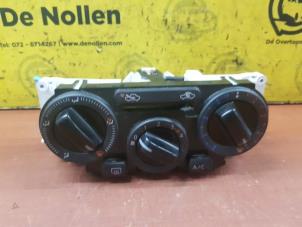 Gebruikte Kachel Bedieningspaneel Nissan Note (E11) 1.5 dCi 86 Prijs € 50,00 Margeregeling aangeboden door de Nollen autorecycling