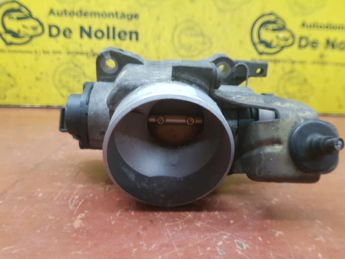 Gebruikte Gasklephuis Ford Ka I 1.3i Prijs € 30,00 Margeregeling aangeboden door autodemontage denollen