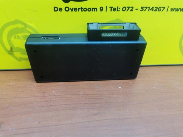 Telefoon Module van een Mercedes-Benz S (W220) 3.2 S-320 18V 1998