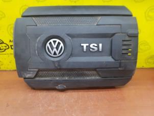 Gebruikte Motor Beschermplaat Volkswagen Golf VII (AUA) 1.8 TSI 16V Prijs € 30,00 Margeregeling aangeboden door de Nollen autorecycling