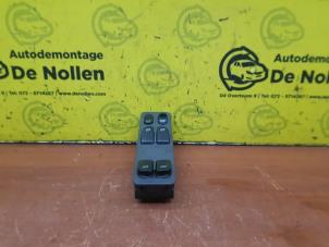 Gebruikte Ruit schakelaar elektrisch Saab 9-3 I (YS3D) 2.0 S Turbo 16V Prijs € 75,00 Margeregeling aangeboden door de Nollen autorecycling