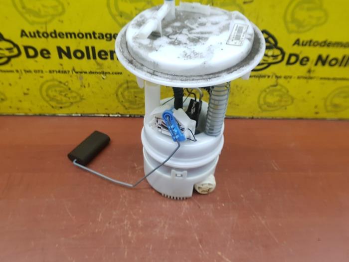 Gebruikte Benzinepomp Citroen DS 3 (SA) 1.2 12V PureTech 82 Prijs € 50,00 Margeregeling aangeboden door autodemontage denollen