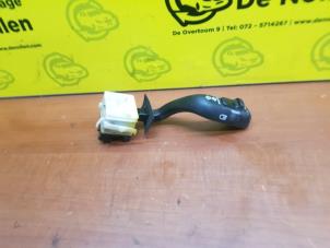 Gebruikte Pinker Schakelaar Saab 9-5 Estate (YS3E) 2.0t 16V Prijs € 15,00 Margeregeling aangeboden door de Nollen autorecycling