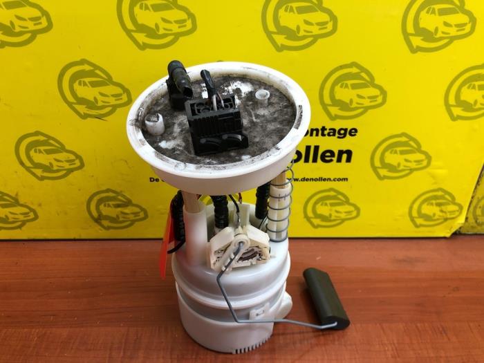 Gebruikte Benzinepomp Mini Mini (R56) 1.4 16V One Prijs € 50,00 Margeregeling aangeboden door autodemontage denollen