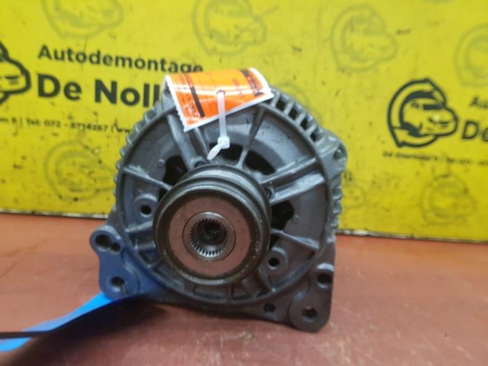 Gebruikte Dynamo Dodge Ram Van 2.5 TDiC Prijs € 75,00 Margeregeling aangeboden door autodemontage denollen