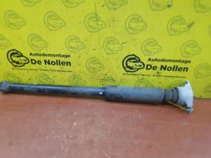 Gebruikte Schokbreker links-achter Ford Fiesta 6 (JA8) 1.25 16V Prijs op aanvraag aangeboden door de Nollen autorecycling