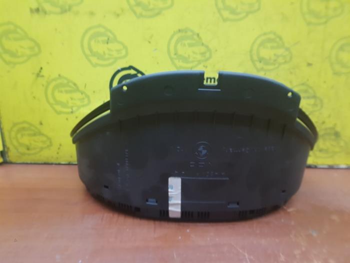 Kilometerteller KM van een BMW 5 serie Touring (E39) 525i 24V 2002