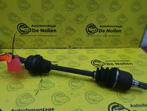 Gebruikte Homokineetas links-voor Hyundai Accent II/Excel II/Pony 1.3i 12V Prijs € 35,99 Margeregeling aangeboden door de Nollen autorecycling