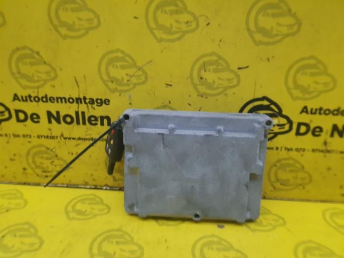 Gebruikte AAC Unit Computerkachel Volvo V50 (MW) Prijs € 65,00 Margeregeling aangeboden door autodemontage denollen