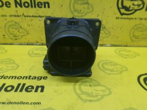 Gebruikte Luchtmassameter Mitsubishi Carisma 1.8 GDI 16V Prijs € 50,00 Margeregeling aangeboden door de Nollen autorecycling