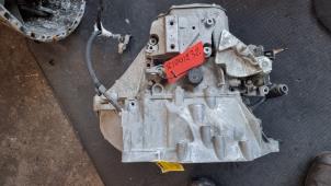 Gebruikte Versnellingsbak Peugeot 208 I (CA/CC/CK/CL) 1.6 16V GTI Prijs € 1.000,00 Margeregeling aangeboden door de Nollen autorecycling