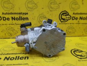 Gebruikte Vacuumpomp Rembekrachtiging Volkswagen Golf VII Variant (AUVV) 2.0 R 4Motion 16V Prijs € 125,00 Margeregeling aangeboden door de Nollen autorecycling