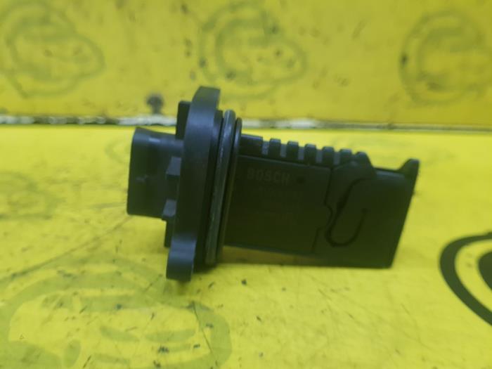 Gebruikte Luchtmassameter Mini Countryman (R60) 2.0 Cooper SD 16V Prijs € 40,00 Margeregeling aangeboden door autodemontage denollen