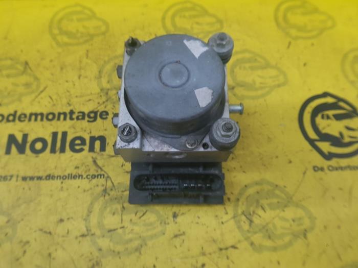 Gebruikte ABS Pomp Fiat Grande Punto (199) 1.2 Prijs € 48,00 Margeregeling aangeboden door autodemontage denollen