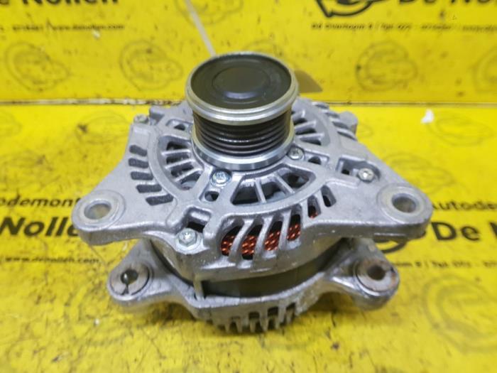 Gebruikte Alternator Mazda CX-5 I (KE,GH) 2.2 Skyactiv D 16V High Power Prijs € 59,00 Margeregeling aangeboden door autodemontage denollen