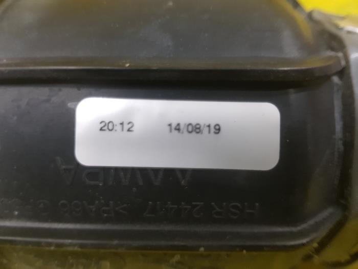 Gebruikte Intercooler Buis Landrover Range Rover Evoque II (LZC/LZS/LZH) 2.0 D240 MHEV 16V AWD Prijs € 75,00 Margeregeling aangeboden door autodemontage denollen
