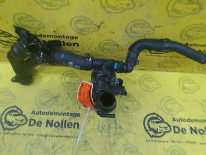 Gebruikte Thermostaathuis Landrover Range Rover Evoque II (LZC/LZS/LZH) 2.0 D240 MHEV 16V AWD Prijs € 125,00 Margeregeling aangeboden door autodemontage denollen