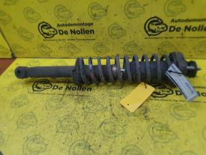 Gebruikte Schokdemper rechts-achter Mitsubishi Space Star (DG) 1.3 16V Prijs € 36,99 Margeregeling aangeboden door de Nollen autorecycling