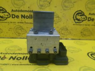 Gebruikte ABS Pomp Mercedes S (222.0/222.1) 3.0 S-350 BlueTEC, S-350d 24V Prijs € 690,00 Margeregeling aangeboden door de Nollen autorecycling