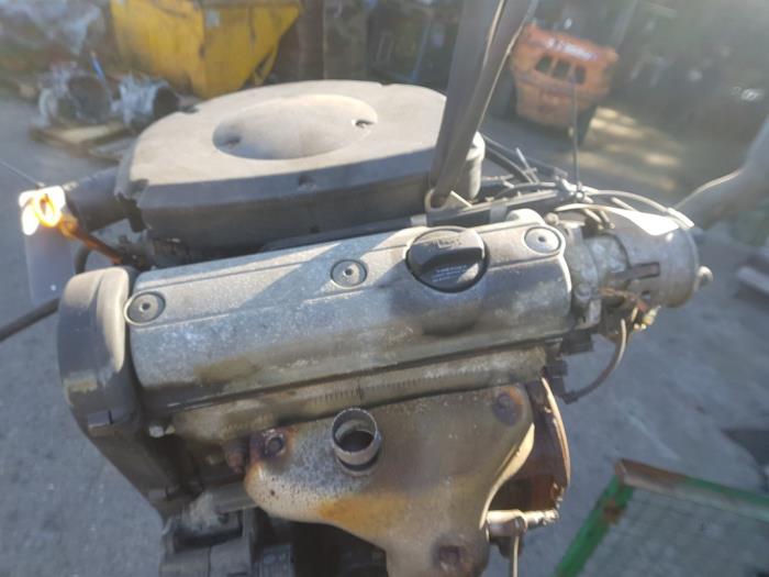 Gebruikte Motor Volkswagen Polo III (6N1) 1.4i 60 Prijs € 250,00 Margeregeling aangeboden door autodemontage denollen