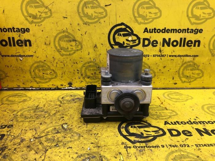 Gebruikte ABS Pomp Fiat 500/595/695 1.4 T-Jet 16V Prijs € 71,00 Margeregeling aangeboden door autodemontage denollen