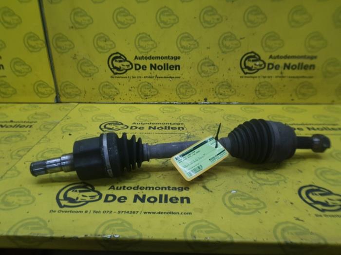 Gebruikte Steekas links-voor Alfa Romeo MiTo (955) 1.4 TB 16V Prijs € 125,00 Margeregeling aangeboden door autodemontage denollen