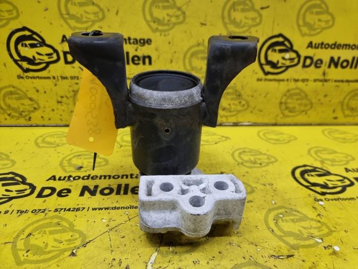 Gebruikte Motorrubber Ford Fiesta 6 (JA8) 1.0 SCI 12V 80 Prijs € 40,00 Margeregeling aangeboden door autodemontage denollen