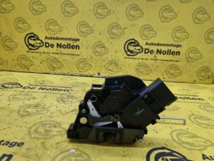 Gebruikte Deurslot Mechaniek 4Deurs links-voor Ford Ka+ 1.2 Ti-VCT Prijs € 65,00 Margeregeling aangeboden door de Nollen autorecycling