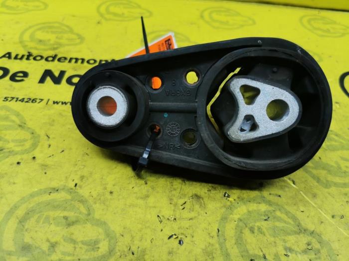 Gebruikte Motorrubber Ford Ka+ 1.2 Prijs € 35,00 Margeregeling aangeboden door autodemontage denollen
