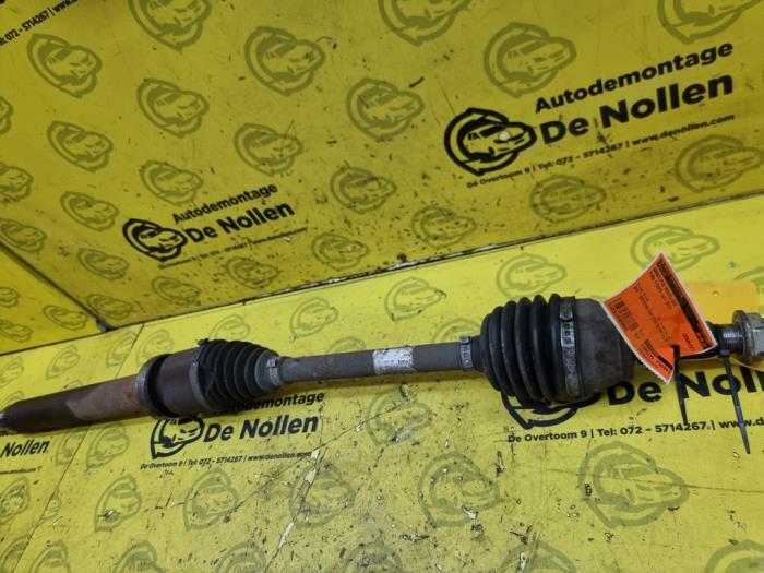 Gebruikte Steekas rechts-voor Ford Fiesta 6 (JA8) 1.0 Ti-VCT 12V 65 Van Prijs € 50,00 Margeregeling aangeboden door autodemontage denollen