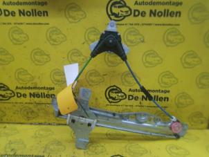 Gebruikte Ruitmechaniek 4Deurs links-achter Peugeot 208 I (CA/CC/CK/CL) 1.0 Vti 12V PureTech Prijs € 40,00 Margeregeling aangeboden door de Nollen autorecycling