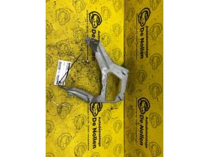 Gebruikte Steun (diversen) Mini Countryman (F60) 1.5 TwinPower Turbo 12V Cooper SE ALL4 Prijs € 35,00 Margeregeling aangeboden door de Nollen autorecycling