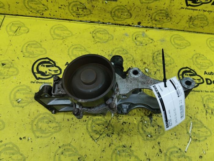 Gebruikte Waterpomp Mini Mini (F55) 1.5 12V Cooper D Prijs € 50,00 Margeregeling aangeboden door autodemontage denollen