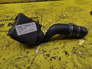 Gebruikte Schakelaar Ruitenwisser Jaguar XF Sportbrake 2.2 D S 16V Prijs € 35,00 Margeregeling aangeboden door de Nollen autorecycling