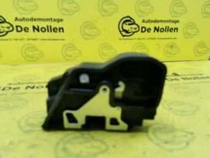 Gebruikte Slotmechaniek Portier 2Deurs links BMW 4 serie (F32) 435d xDrive 3.0 24V Prijs € 40,00 Margeregeling aangeboden door de Nollen autorecycling