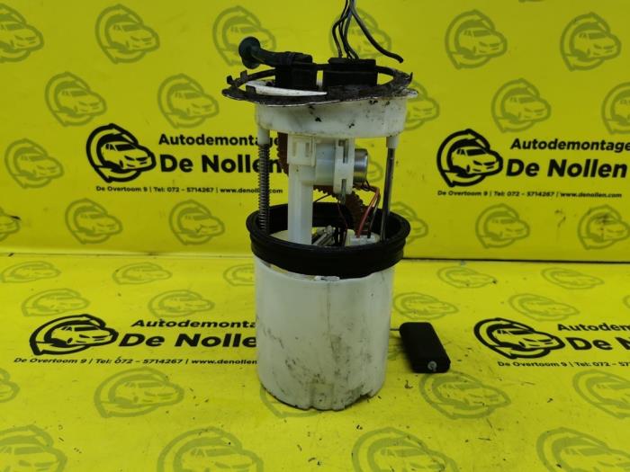 Gebruikte Tank element Pomp Volkswagen Fox (5Z) Prijs € 40,00 Margeregeling aangeboden door autodemontage denollen