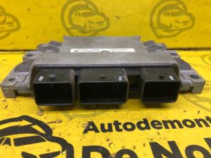 Gebruikte Computer Motormanagement Dacia Sandero I (BS) 1.2 16V Prijs € 75,00 Margeregeling aangeboden door de Nollen autorecycling