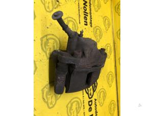 Gebruikte Remklauw (Tang) rechts-voor Dacia Sandero I (BS) 1.2 16V Prijs € 50,00 Margeregeling aangeboden door de Nollen autorecycling