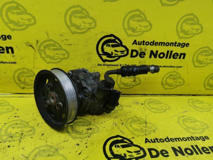 Gebruikte Pomp Servo Audi A6 Avant (C6) 2.0 TDI 16V Prijs € 50,00 Margeregeling aangeboden door autodemontage denollen