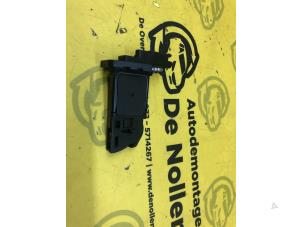 Gebruikte Luchtmassameter Peugeot Boxer (U9) 2.0 BlueHDi 110 Prijs € 35,00 Margeregeling aangeboden door de Nollen autorecycling