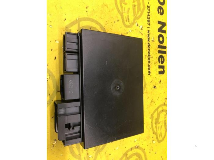 PDC Sensor van een BMW 4 serie (F32) 435d xDrive 3.0 24V 2016